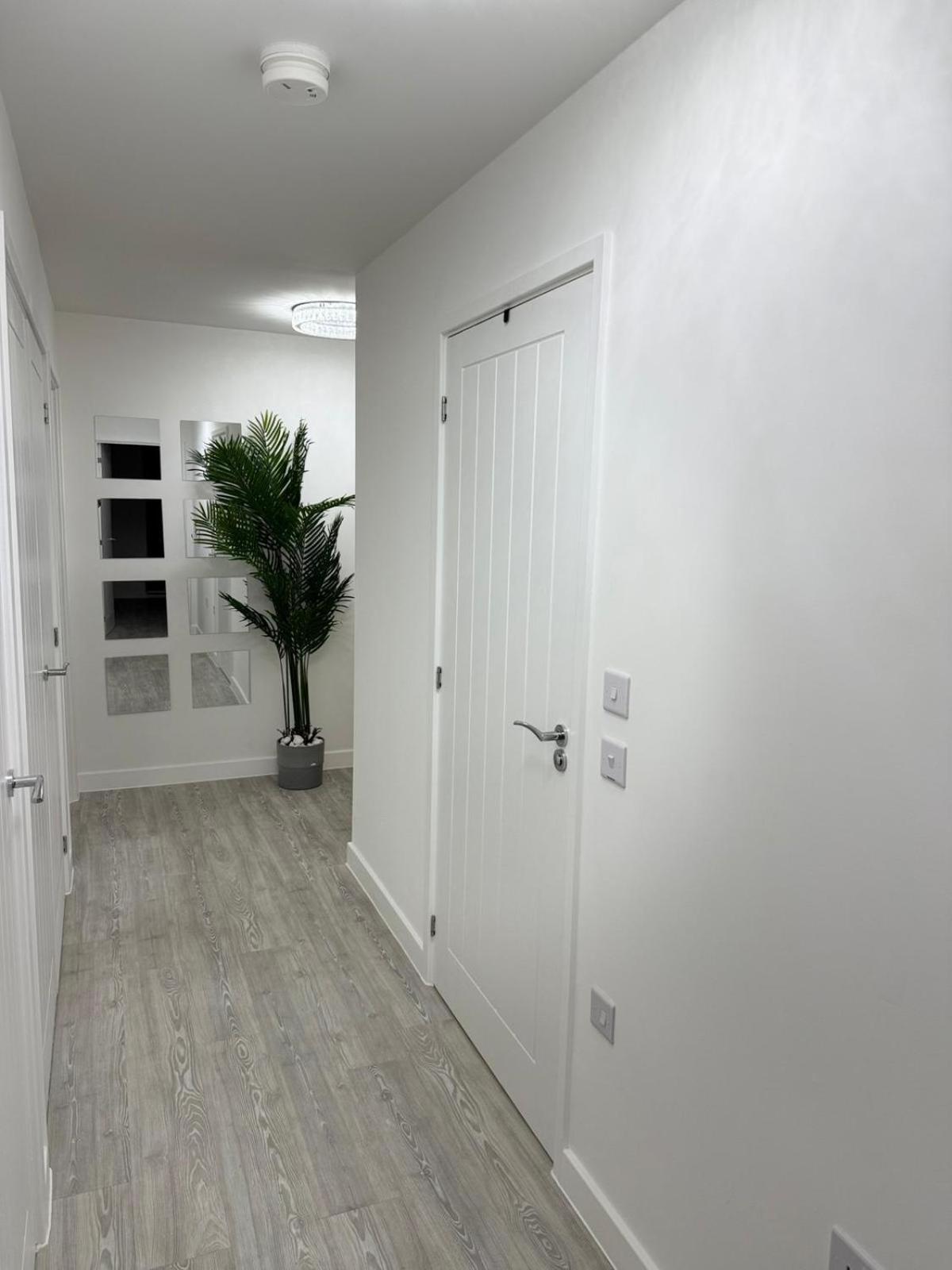 Serenity Waterfront 2 Bed Apartment Northfleet Экстерьер фото