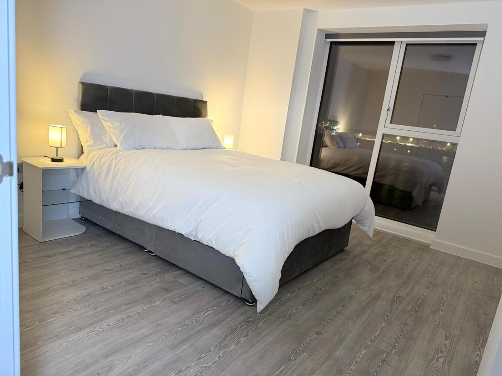 Serenity Waterfront 2 Bed Apartment Northfleet Экстерьер фото