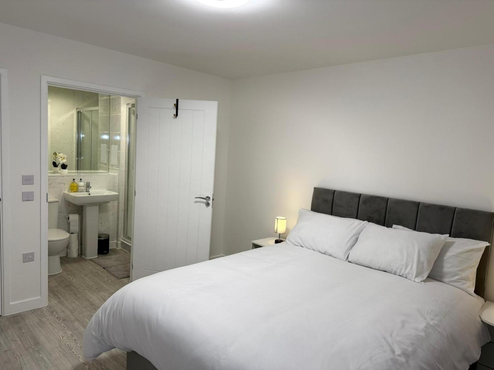 Serenity Waterfront 2 Bed Apartment Northfleet Экстерьер фото