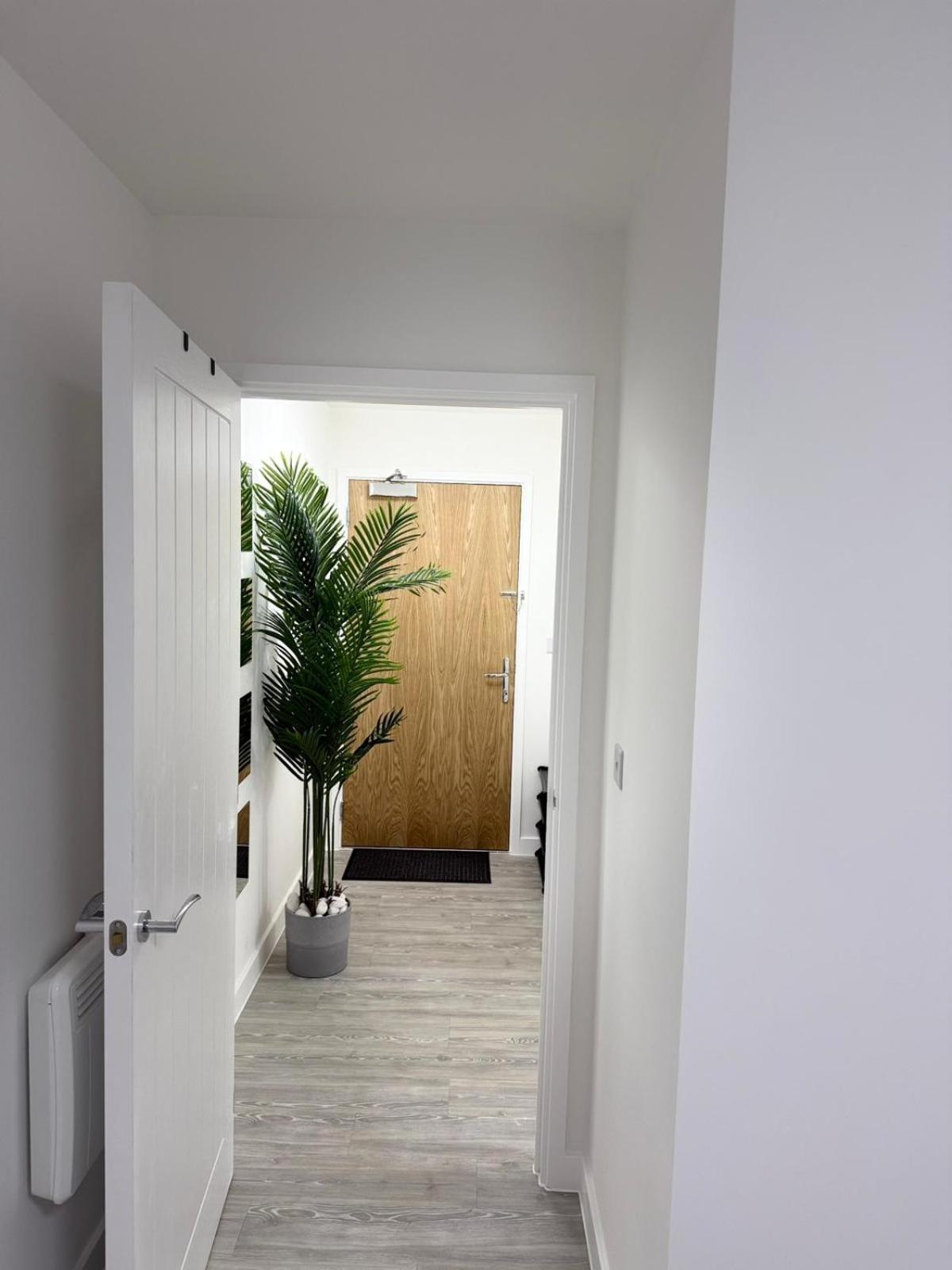 Serenity Waterfront 2 Bed Apartment Northfleet Экстерьер фото