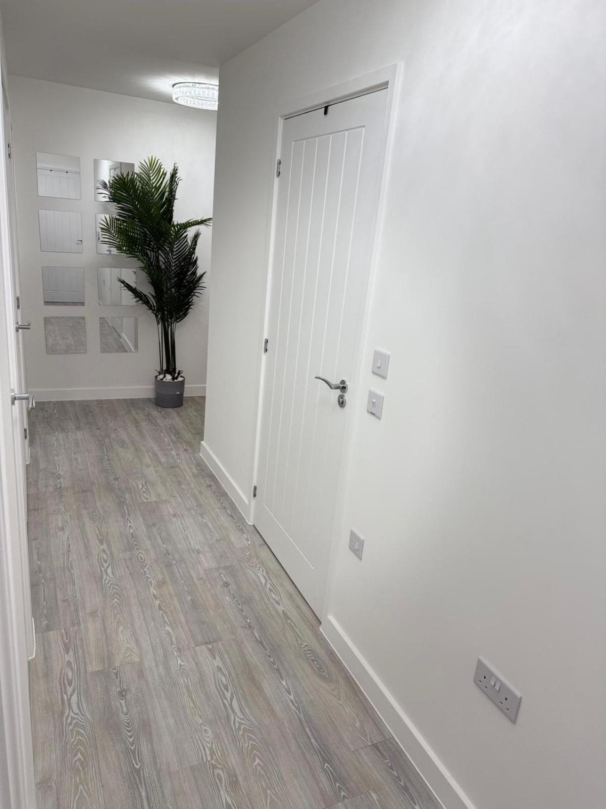 Serenity Waterfront 2 Bed Apartment Northfleet Экстерьер фото