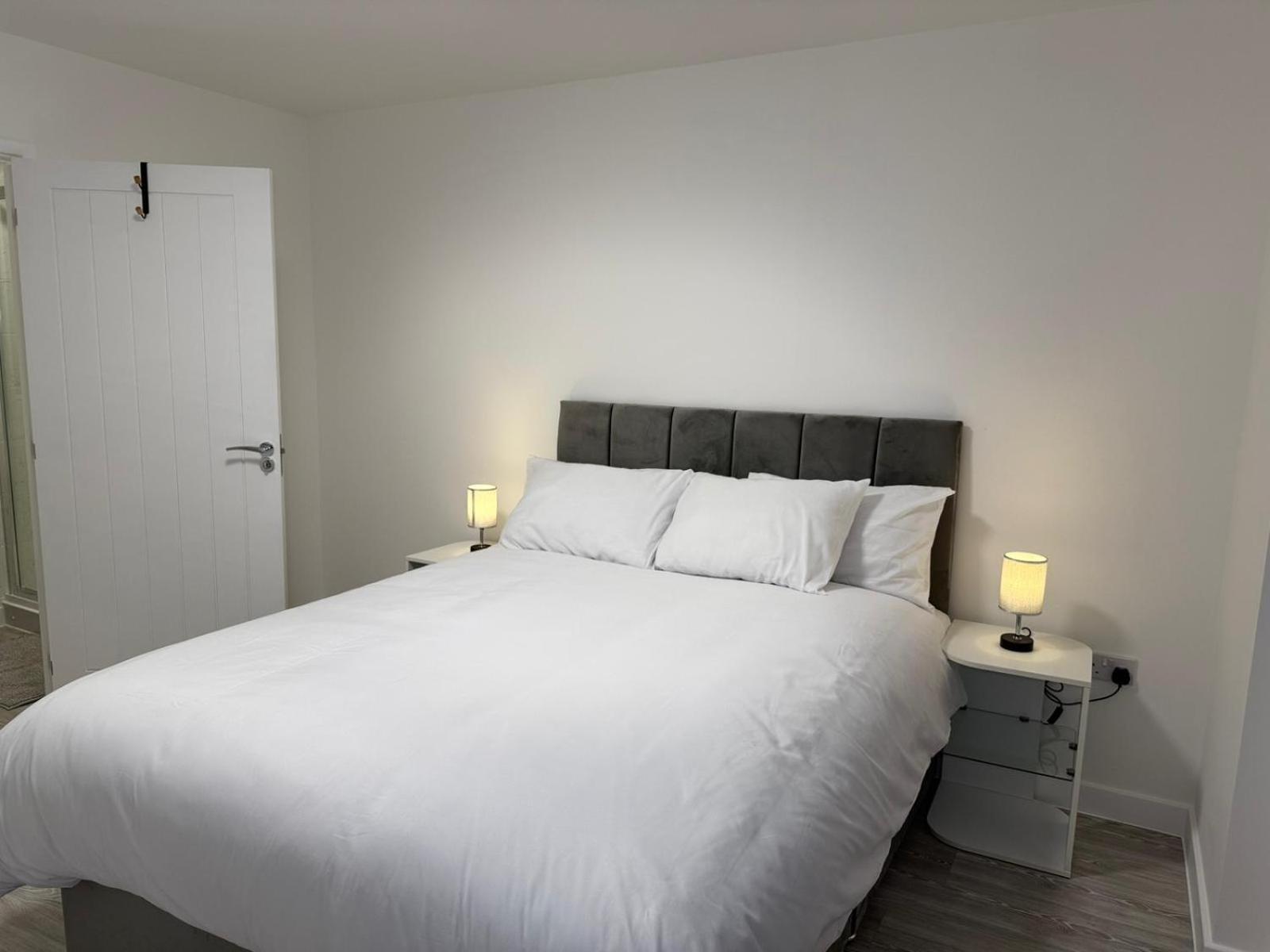 Serenity Waterfront 2 Bed Apartment Northfleet Экстерьер фото